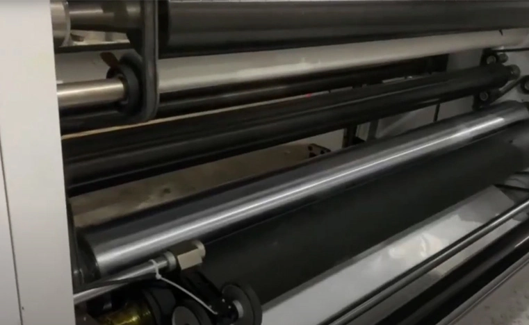 Automatic material feeding