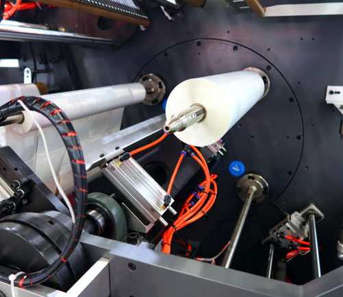 570 Full Automatic Glueless Non-stop Turret Rewinder